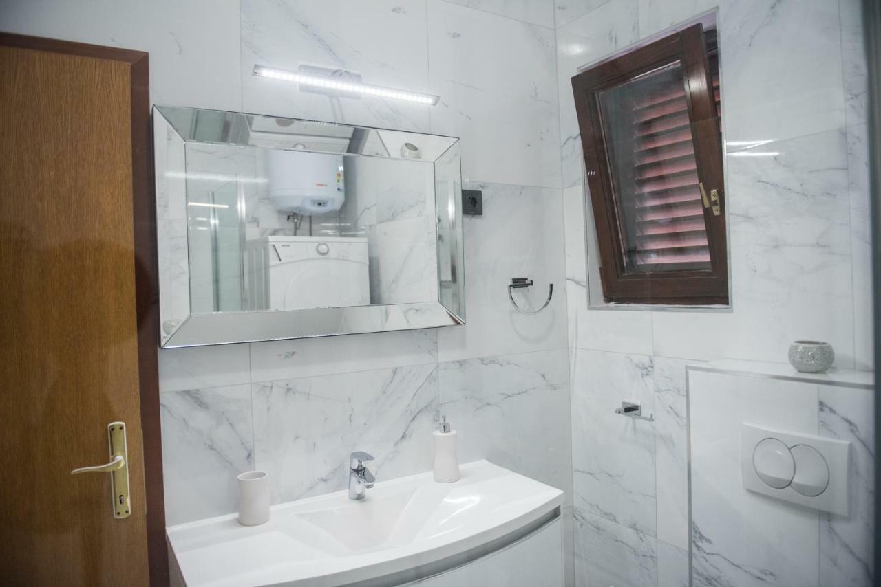 Apartment Maris Šibenik Esterno foto